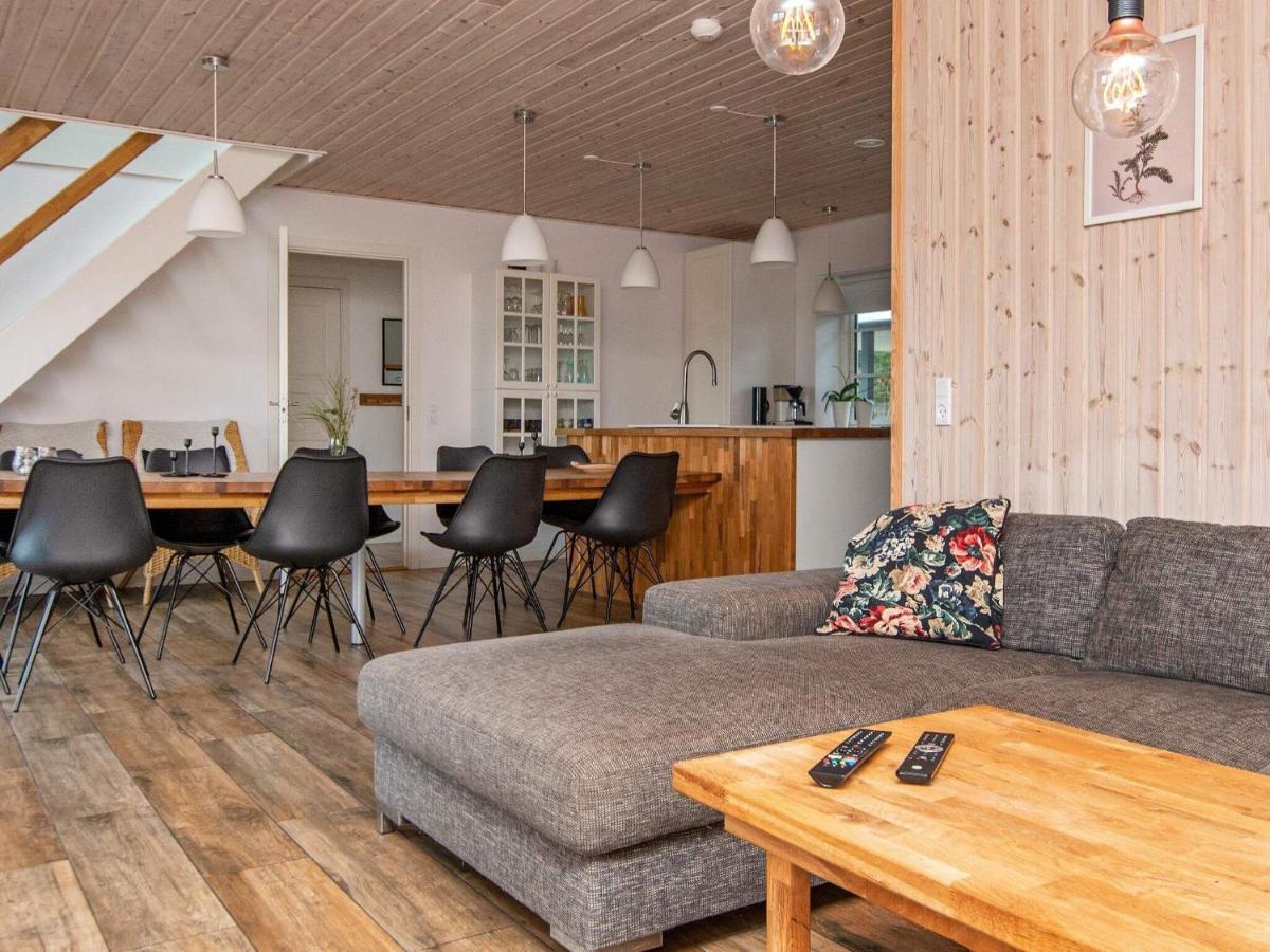10 Person Holiday Home In Glesborg Exterior foto